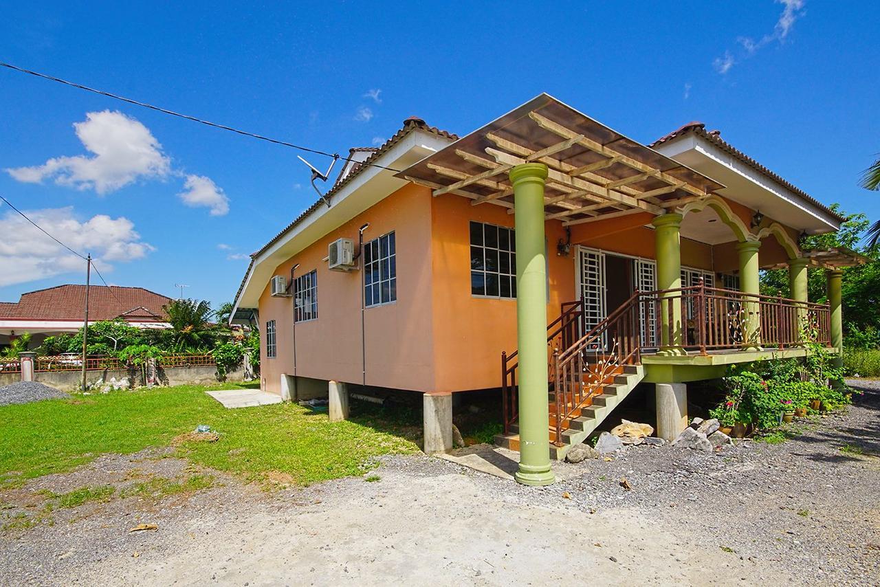 Abisabi Homestay Kangar Bagian luar foto