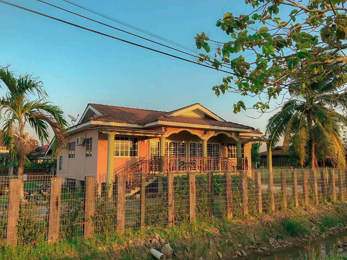 Abisabi Homestay Kangar Bagian luar foto